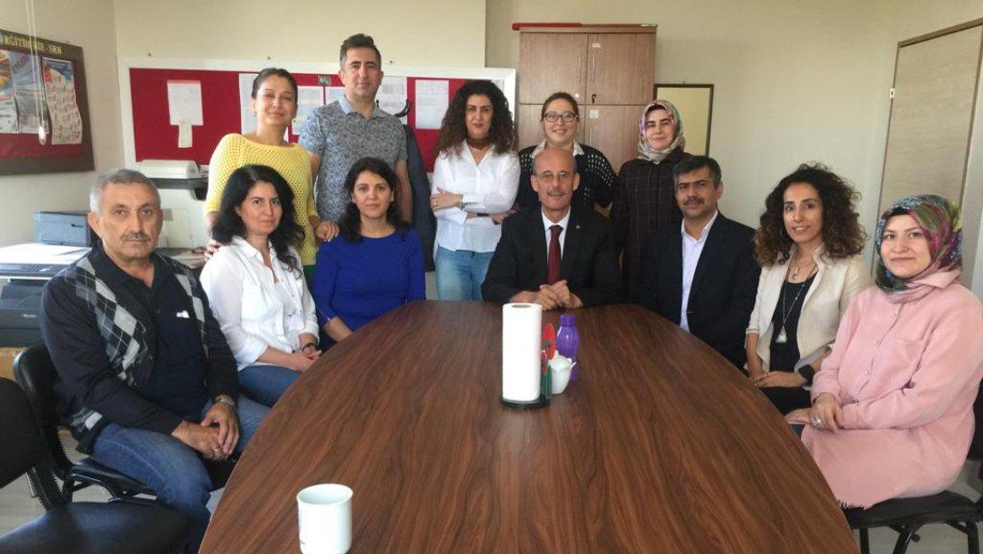 İlçe Milli Eğitim Müdürümüz Sayın Mustafa ÖZMEN, Efeler Kızılcaköy Şehit İdris ATALAN İlkokulu ve Ortaokulu'nu ziyaret etti.